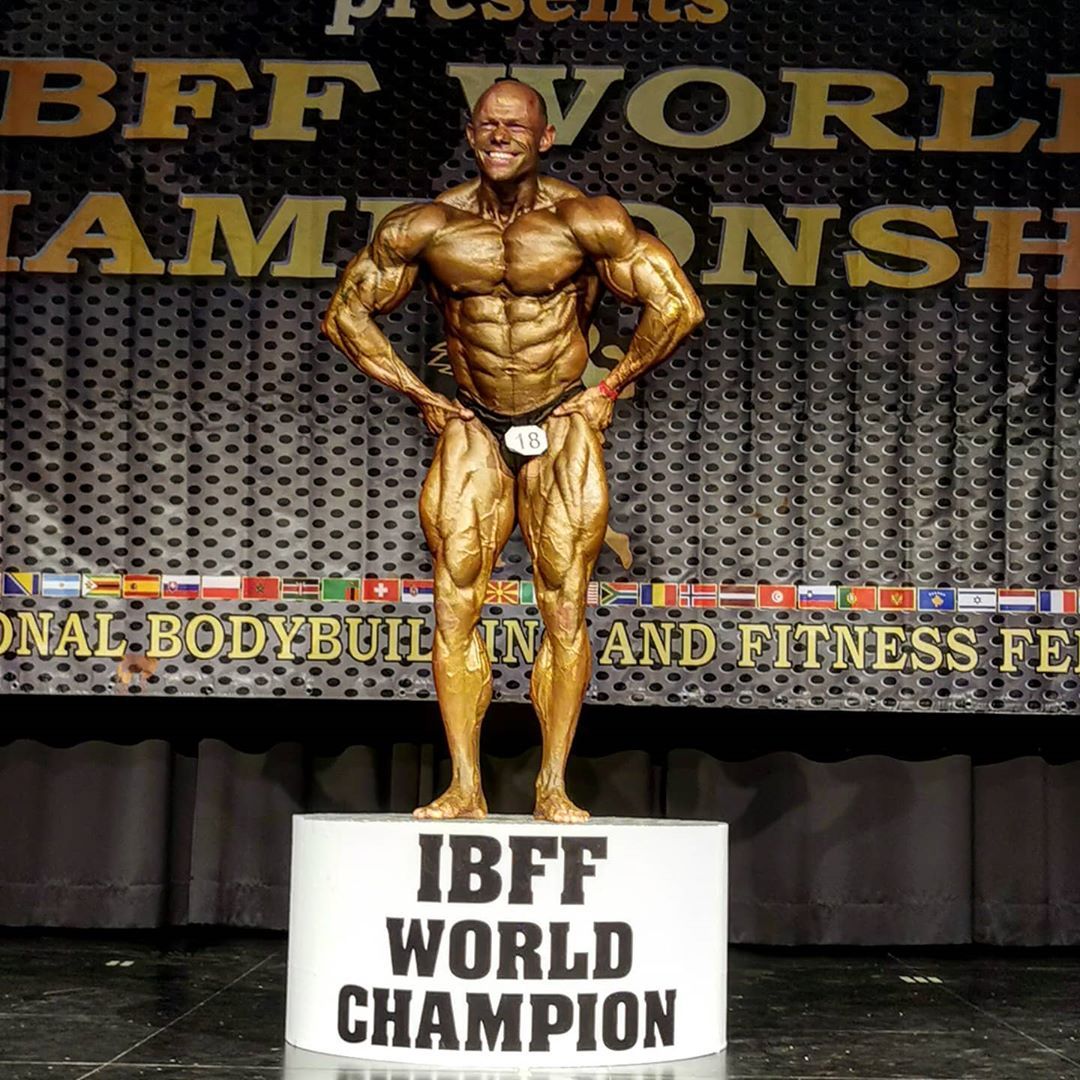 Arkadiusz „Arni” Demidowicz na podium mistrzostw świata IBFF